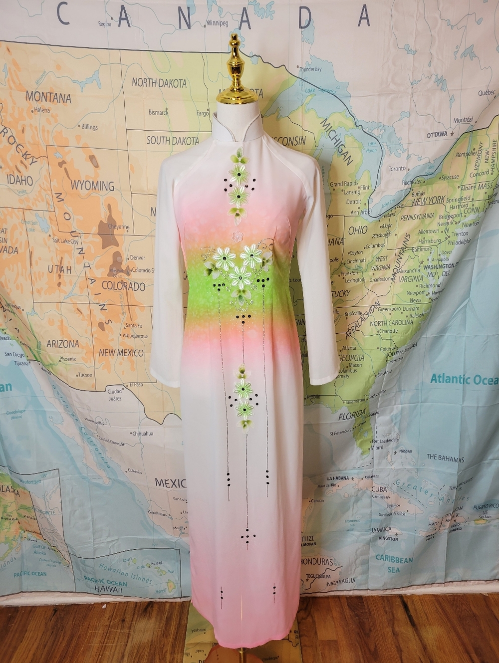 Ao Dai Women's Floral Ombre Long Top With Side Slits To The Waist Pink & Green